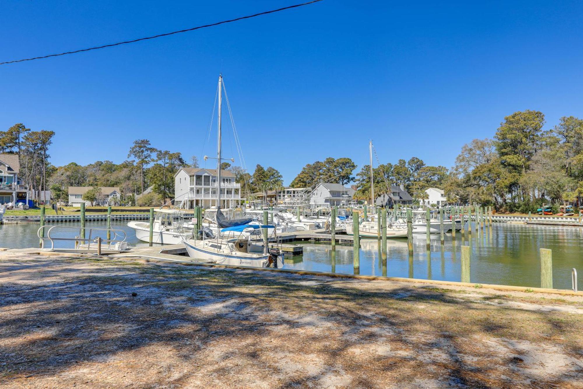 Waterfront Pine Knoll Shores Gem With Boat Dock Exterior photo