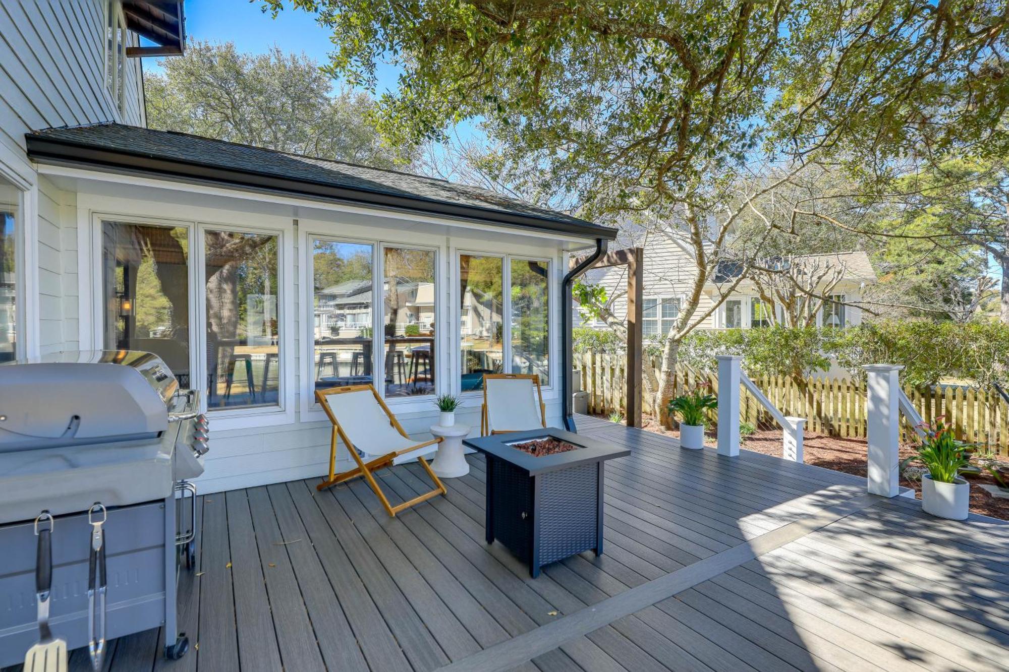 Waterfront Pine Knoll Shores Gem With Boat Dock Exterior photo