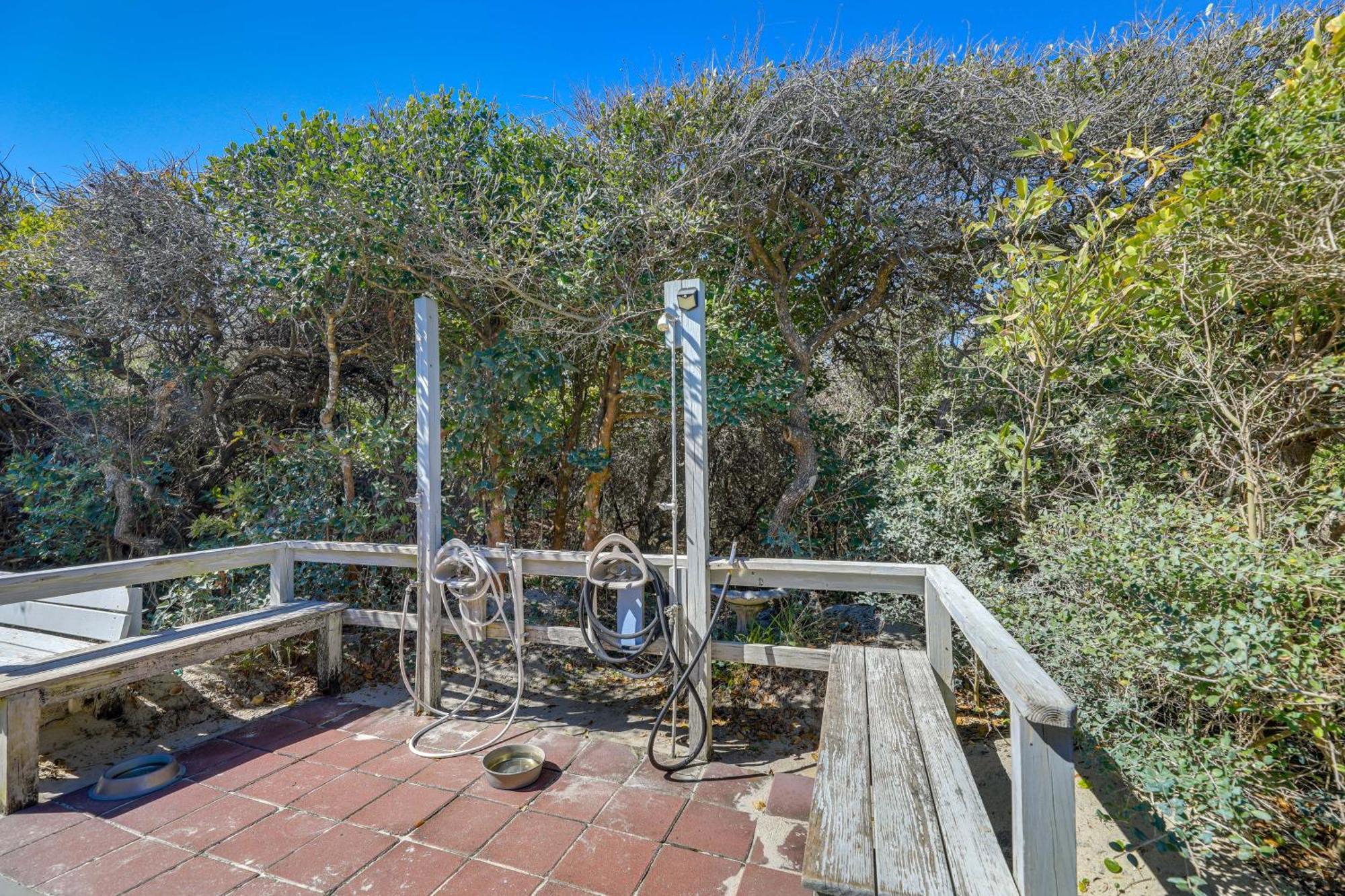 Waterfront Pine Knoll Shores Gem With Boat Dock Exterior photo