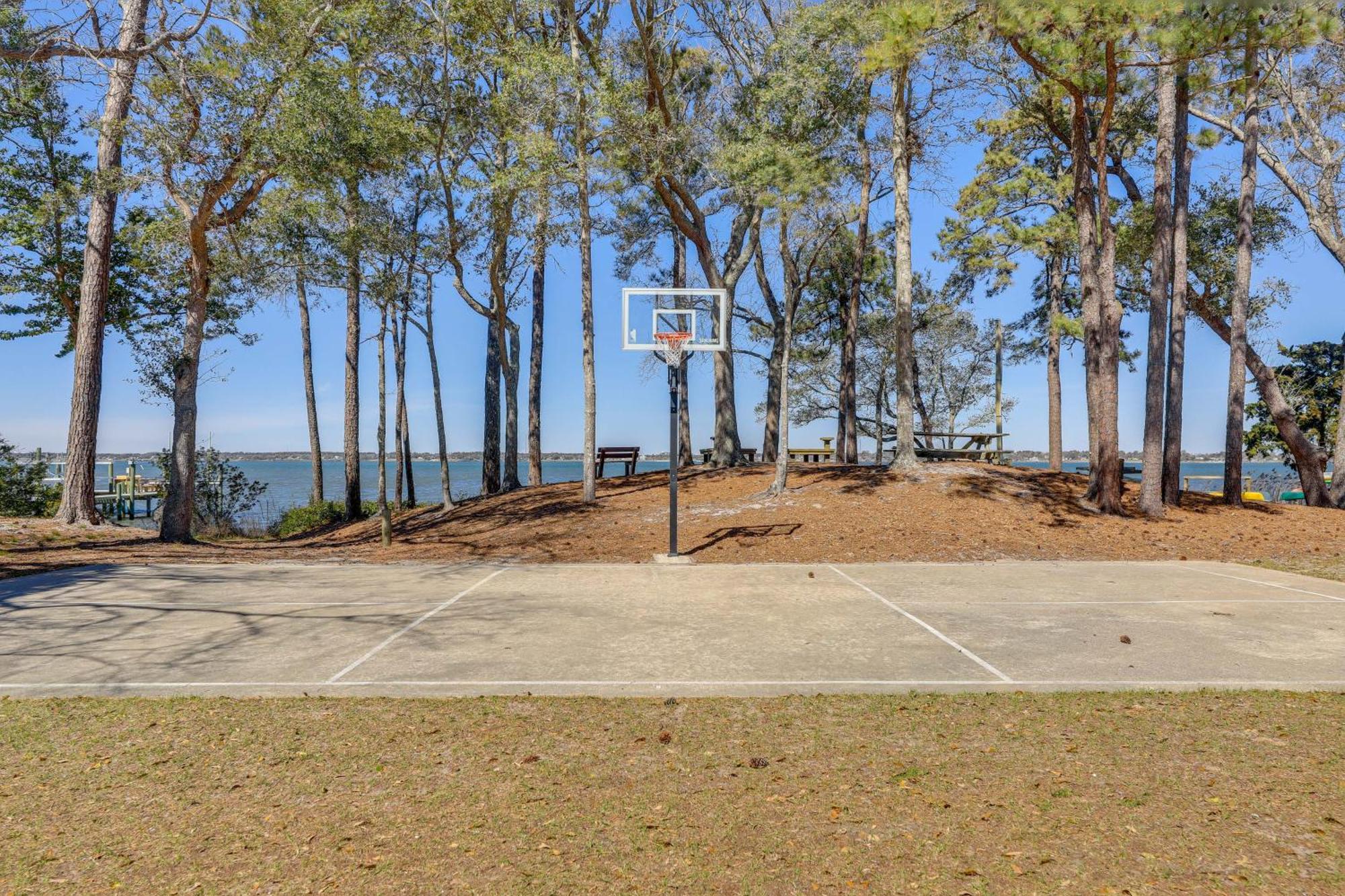 Waterfront Pine Knoll Shores Gem With Boat Dock Exterior photo